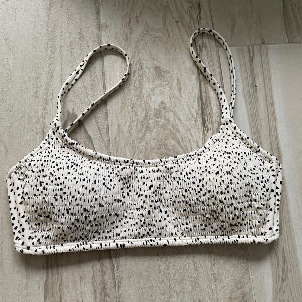 Target bikini top. Size M.